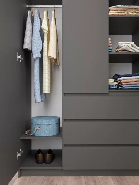 Шкаф трехдверный Мори МШ 1200.1 графит