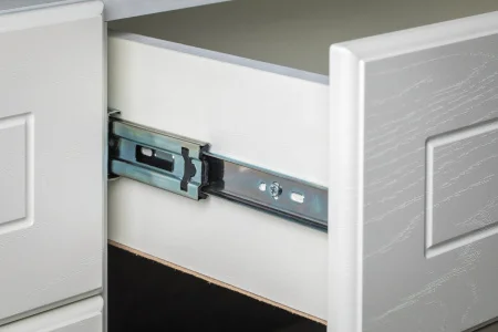 Комод Ливерпуль ясень ваниль/белый