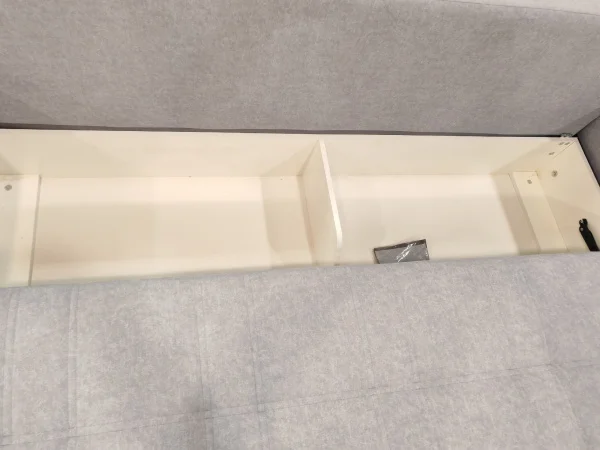 Диван Наоми